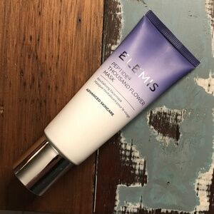 REVOLVE x Elemis Peptide4 Thousand Flower Mask